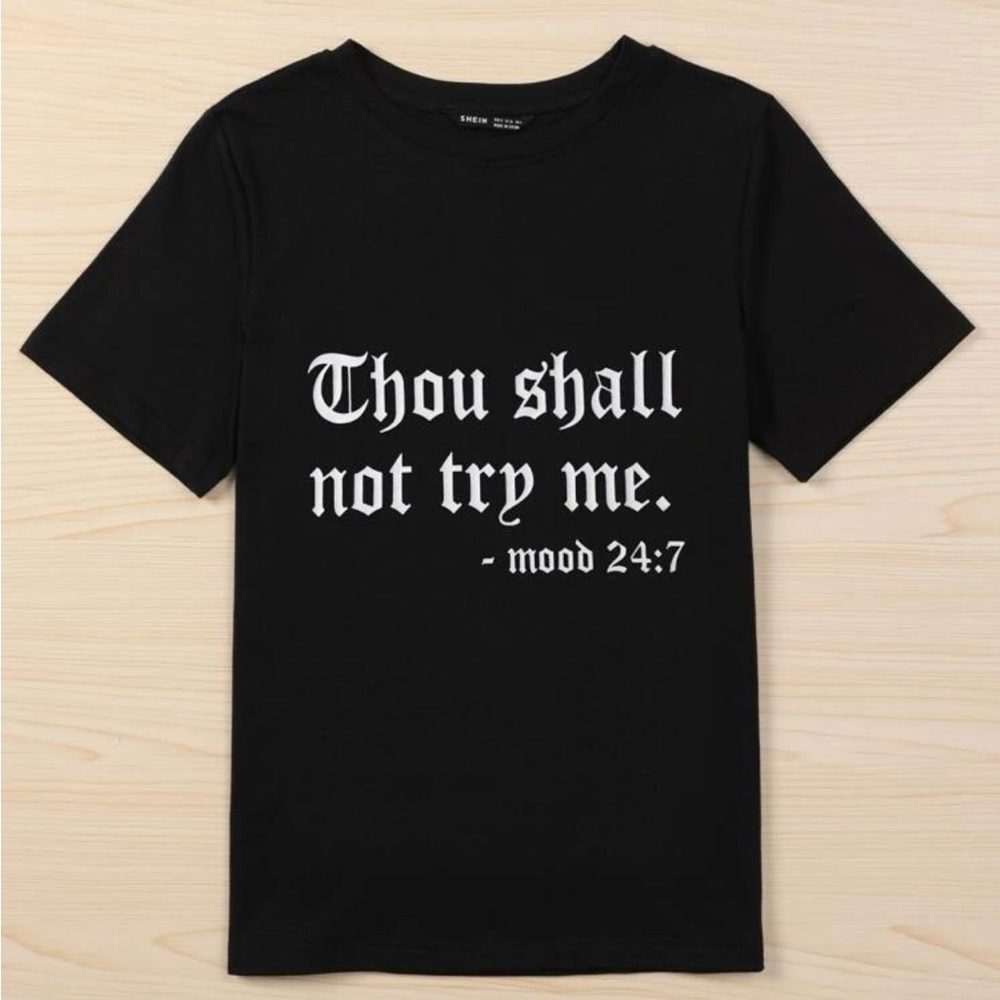 Women’s shirt - size medium